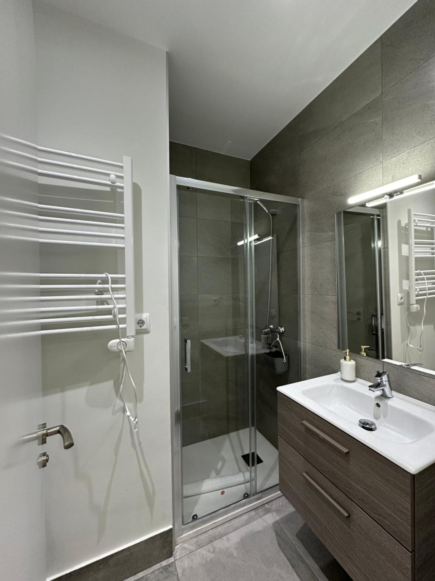 Apartamento Andres Tamayo Av America マドリード エクステリア 写真